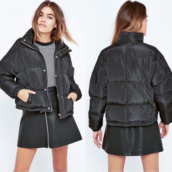 UNIF x Urban Outfitters • Certa Quilted Black Jacket puffer cropped oversized - Picture 11 of 11